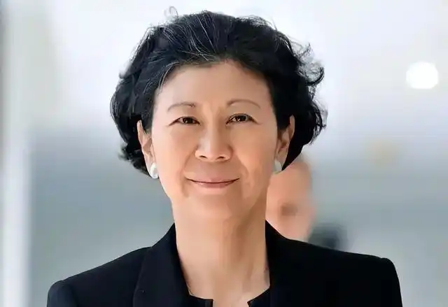 李嘉诚做慈善花了多少钱_李嘉诚的慈善事业与社会责任_李嘉诚基金会有哪些慈善项目
