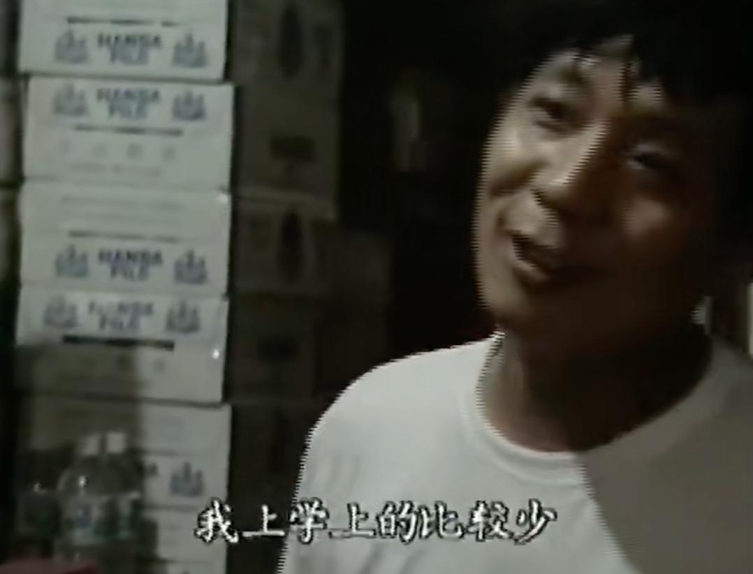 胖东来老板于东来跳舞_胖东来的顾客服务：从心出发的坚持_胖东来老板于东来现状
