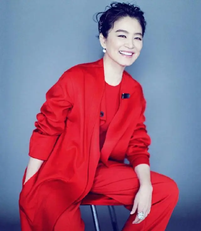 林青霞十大经典电影回顾：从白发魔女传到鹿鼎记2的传奇演绎