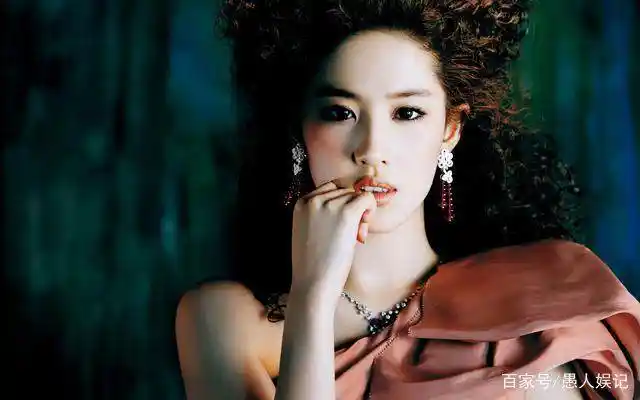 刘亦菲：从大家闺秀到天仙美称，揭秘她的仙女之路