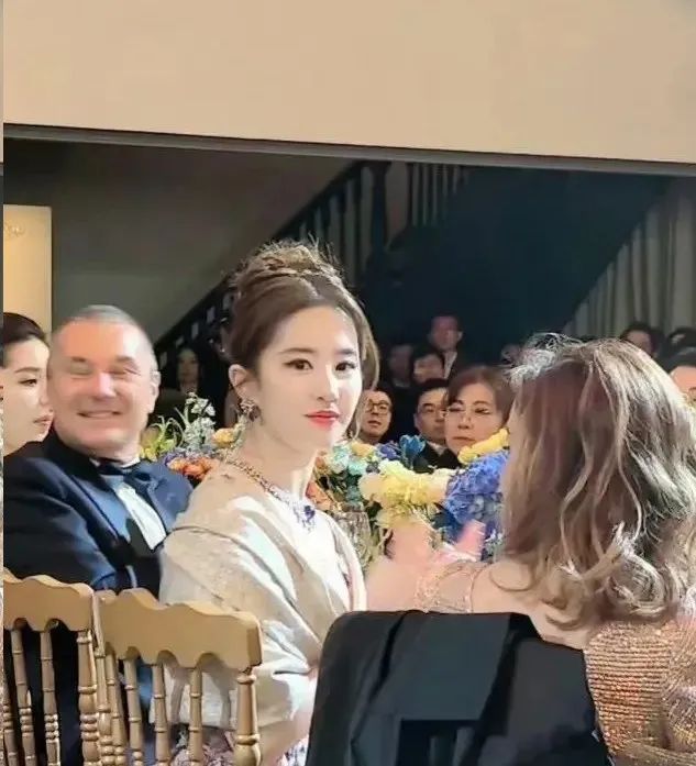 仙女刘亦菲_刘亦菲：银幕上的仙女_刘亦菲仙女下凡