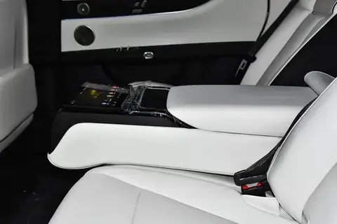 奔驰科技车_奔驰科技感强的车型_如何通过奔驰的科技提升家庭出行？
