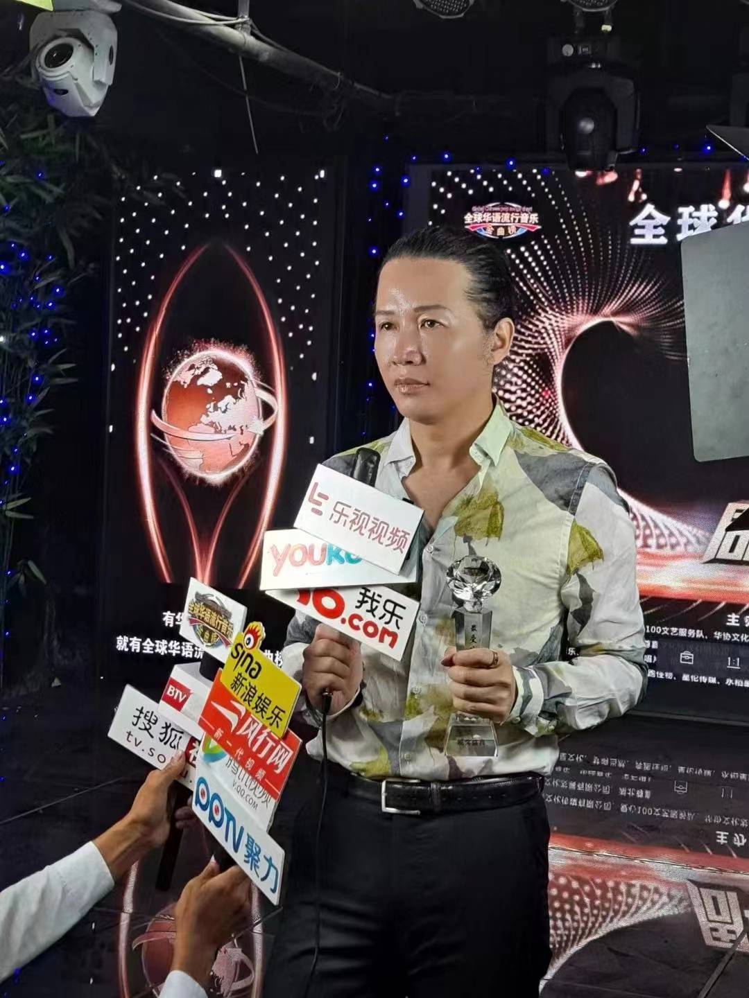 张杰巡演_张杰参与的音乐盛典将全球视野带入华语乐坛_张杰演出2021