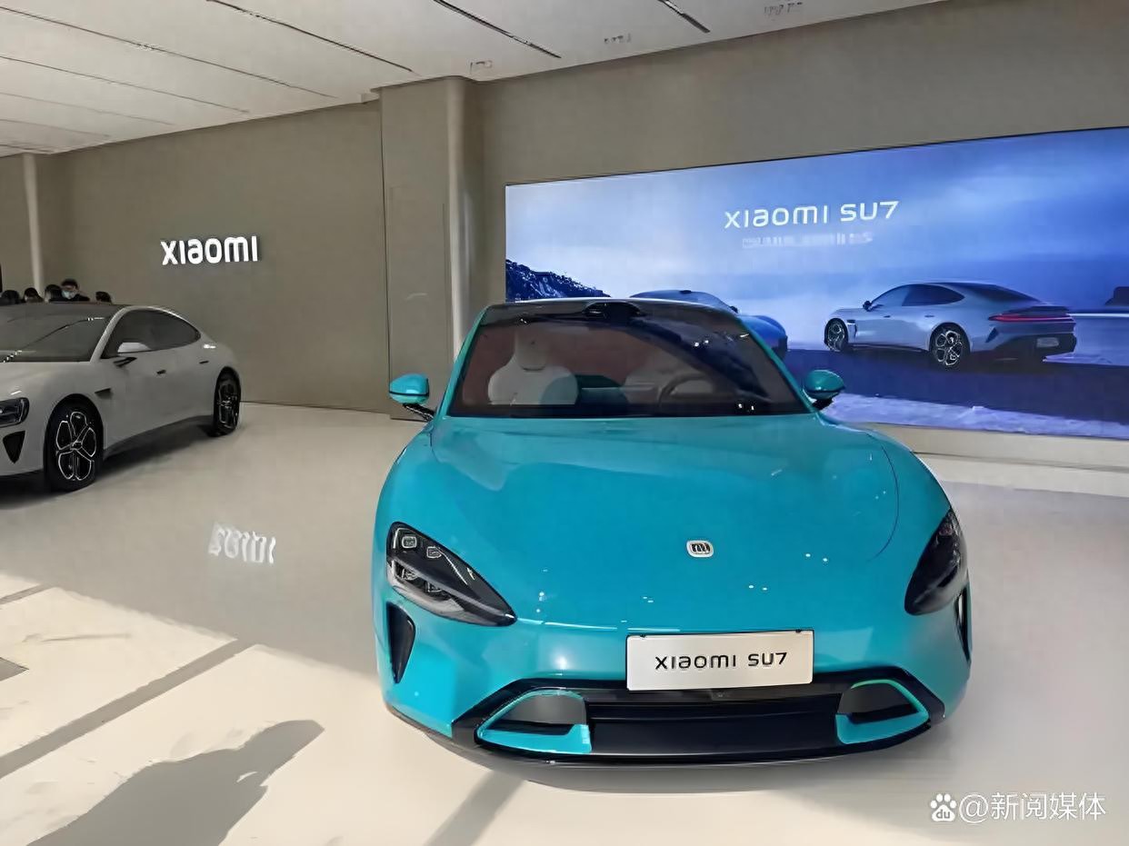 小米SU7车型2025年市场火爆，订单与产能矛盾成发展焦点