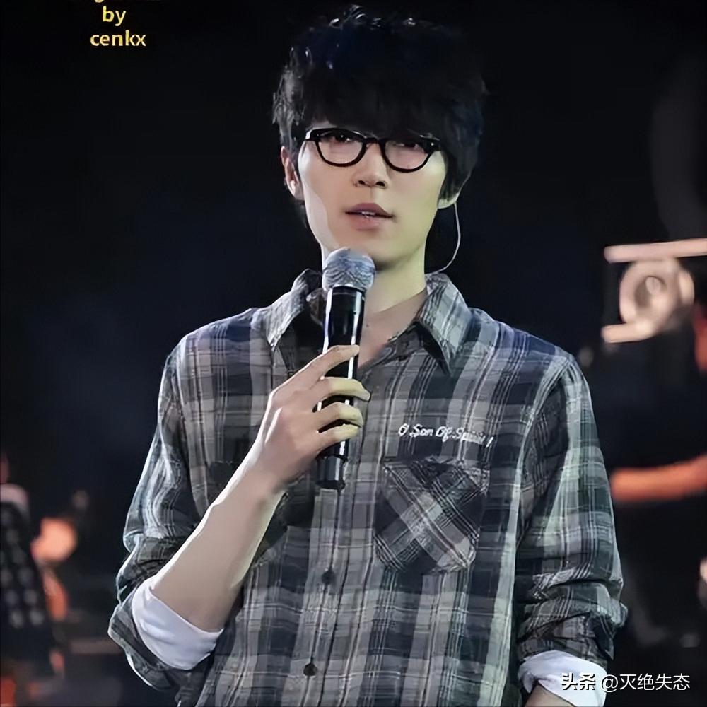 贾玲小贾玲小品搞笑大全完整_白凯南贾玲_贾玲