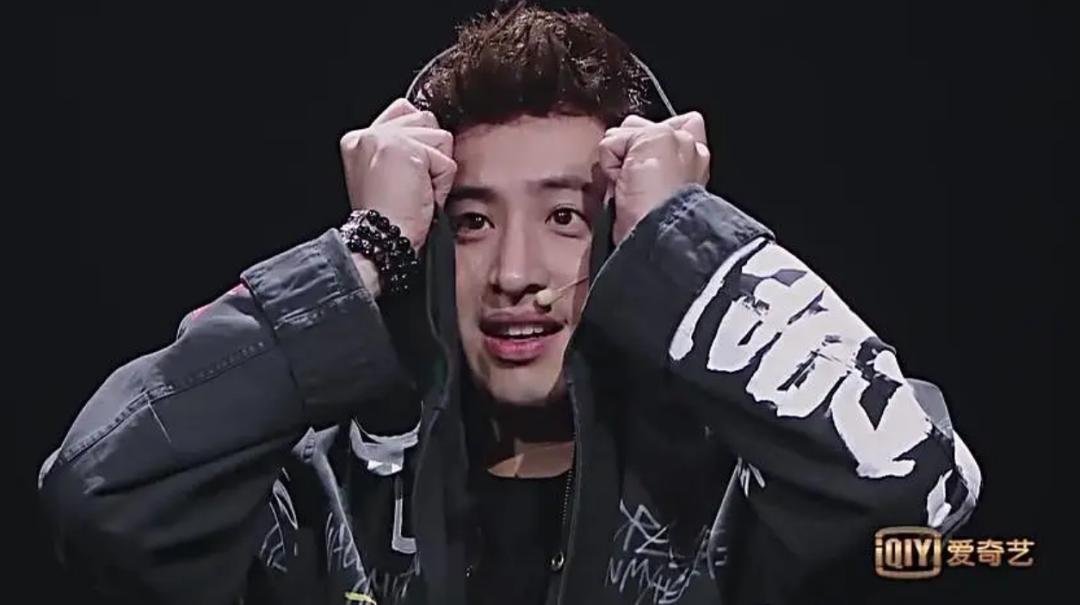 周杰伦演唱会搞笑现场_周杰伦在综艺节目中的搞笑表现_综艺节目中提到周杰伦的片段