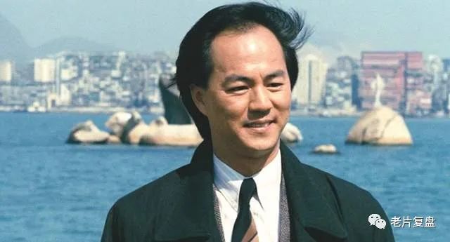 成龙电影经典动作_成龙的经典电影复盘：你看过几部？_成龙电影精选