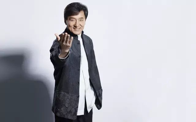 成龙动作镜头_成龙的影响力：改变了动作电影_成龙对动作片的贡献