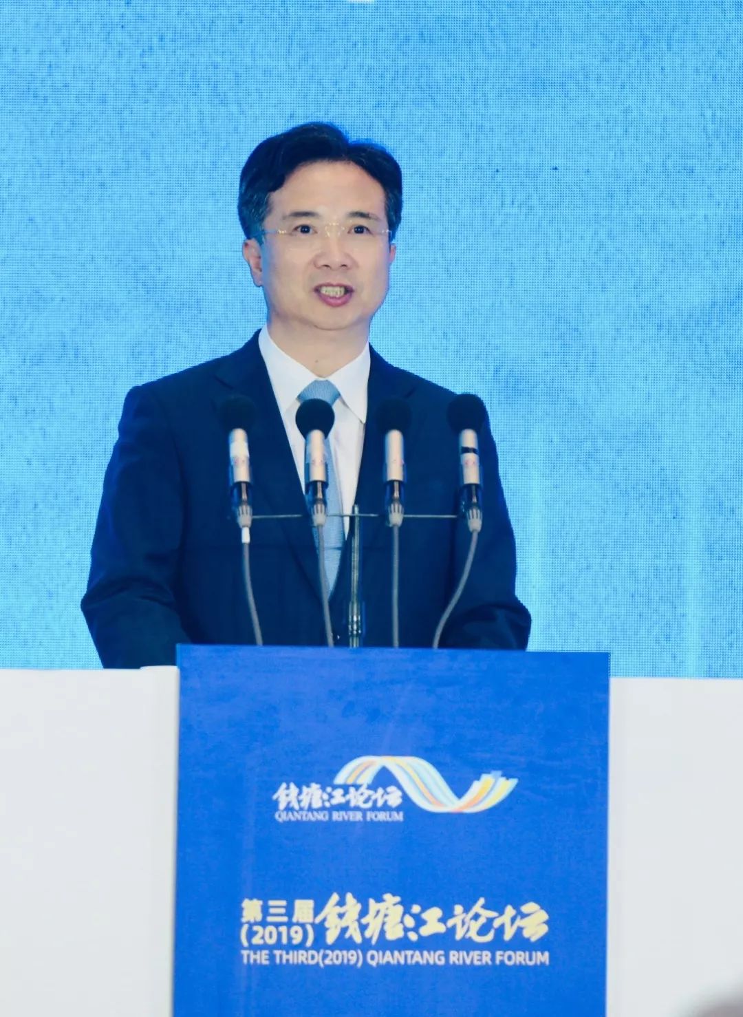 数字货币与社会责任投资的结合：如何利用科技促进企业的社会责任_数字货币与社会责任投资的结合：如何利用科技促进企业的社会责任_数字货币与社会责任投资的结合：如何利用科技促进企业的社会责任