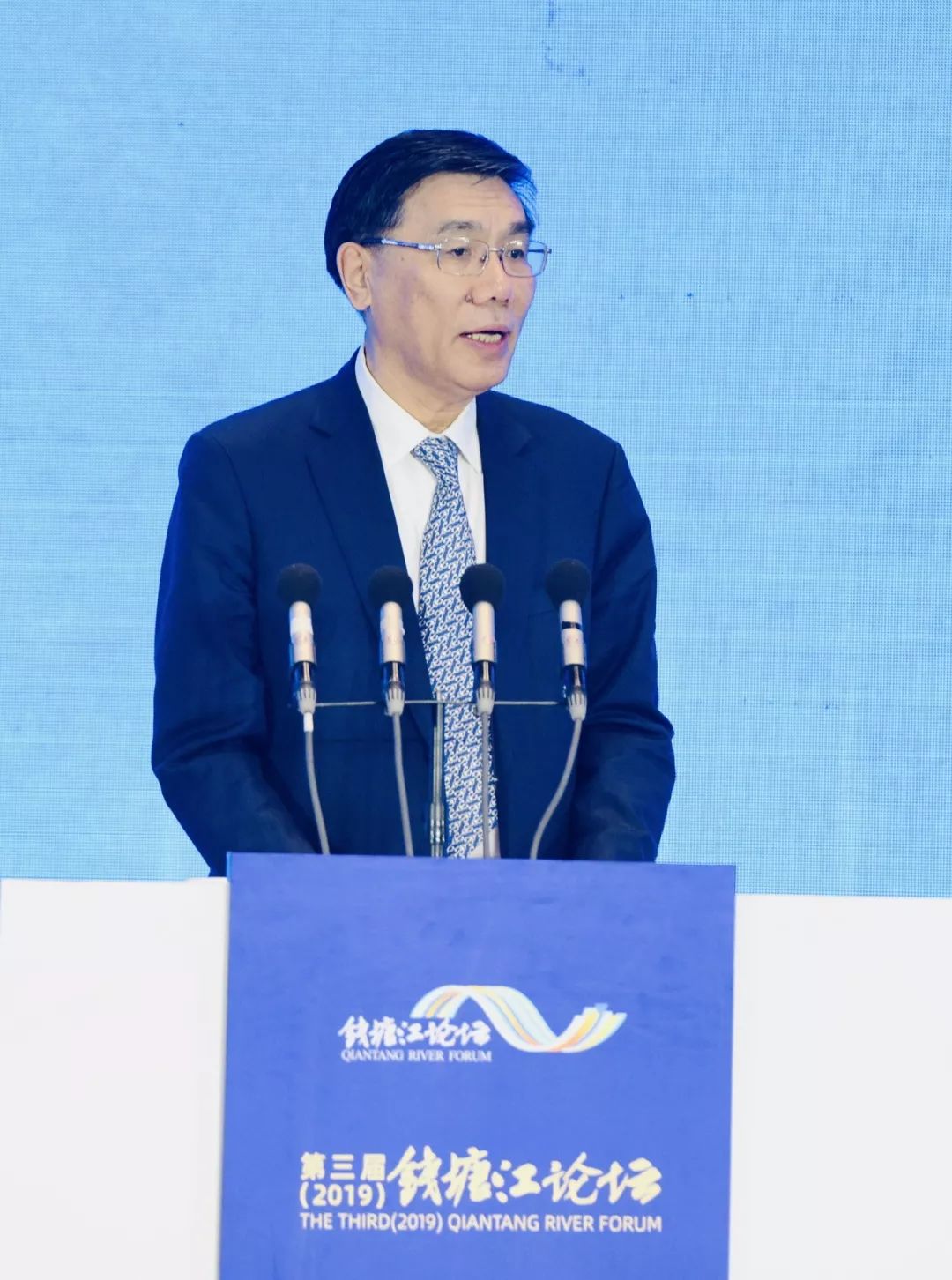 数字货币与社会责任投资的结合：如何利用科技促进企业的社会责任_数字货币与社会责任投资的结合：如何利用科技促进企业的社会责任_数字货币与社会责任投资的结合：如何利用科技促进企业的社会责任