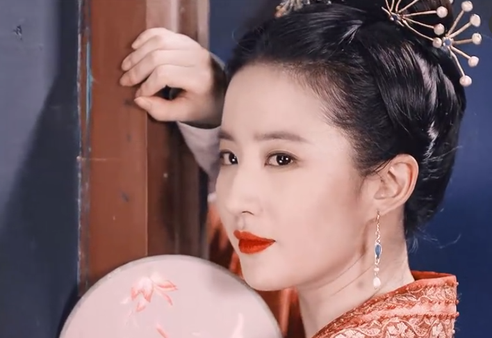 刘亦菲古装新剧_刘亦菲与古装剧的缘分_播放刘亦菲古装